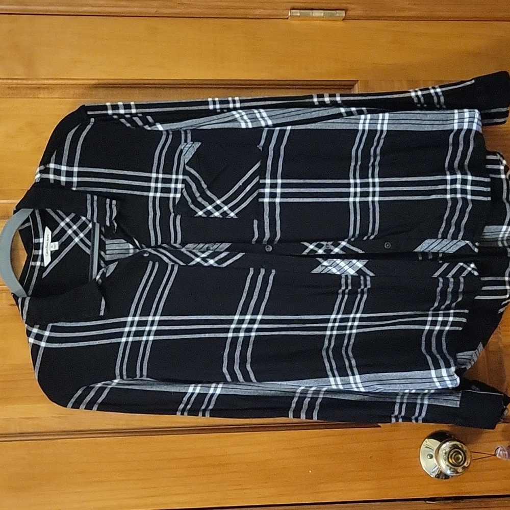 Long sleeve button-down shirt